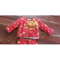Chinees pakje voor carnaval maat 80