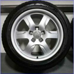 Audi A4-A5 Winterset=>Velgen 17" met winterbanden 225/50R17