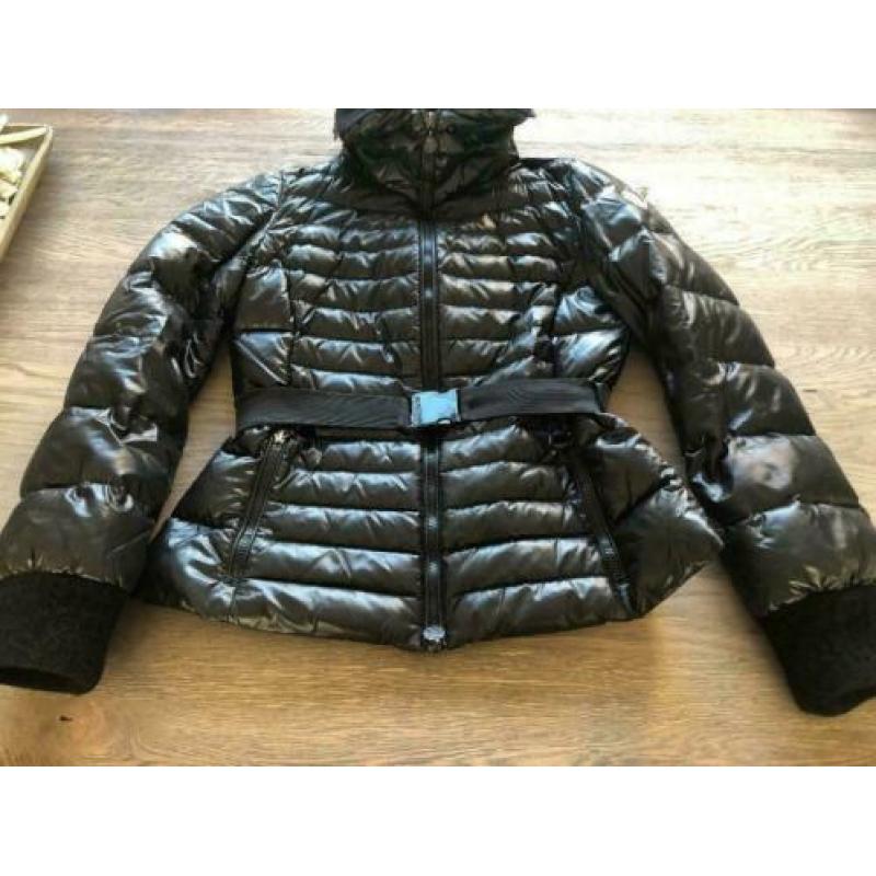Dames moncler zwarte jas maat 2 s/m