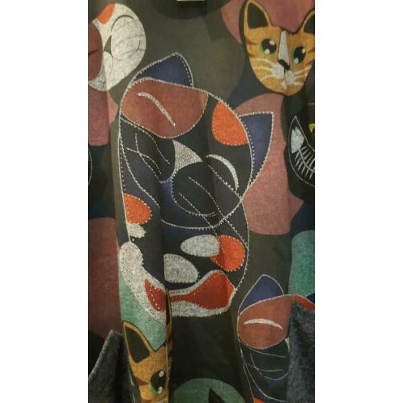 Nieuwe dames trui maat 44/46/48