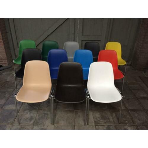 Nieuwe kantinestoelen vele kleuren stapelstoelen zaalstoelen