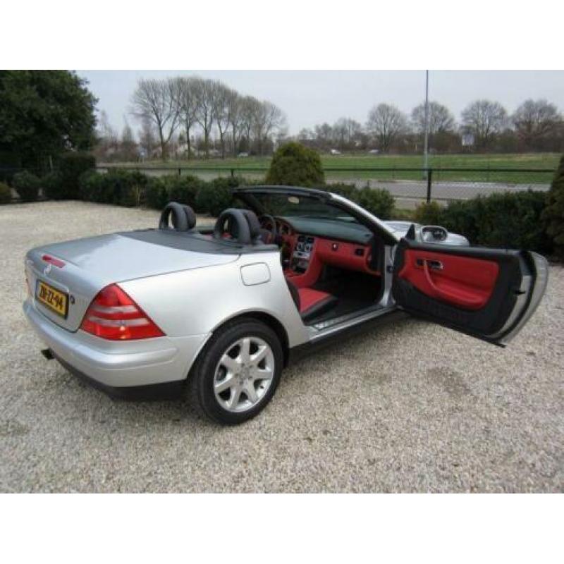 Mercedes-Benz SLK 200 SLK cabriolet Leder 6244 km