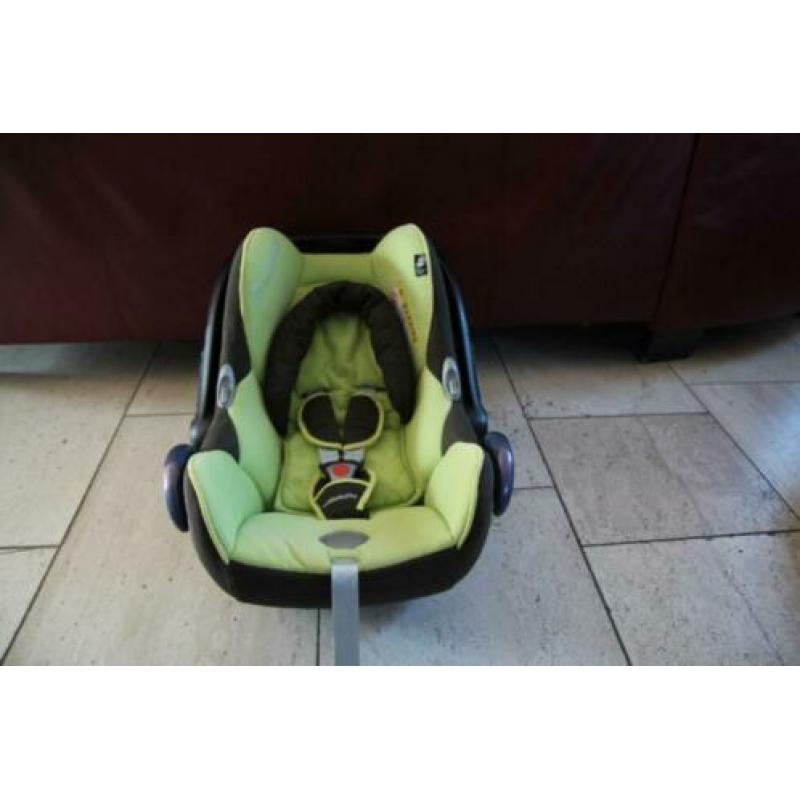 maxi cosi autostoel cabrio met voetenzak