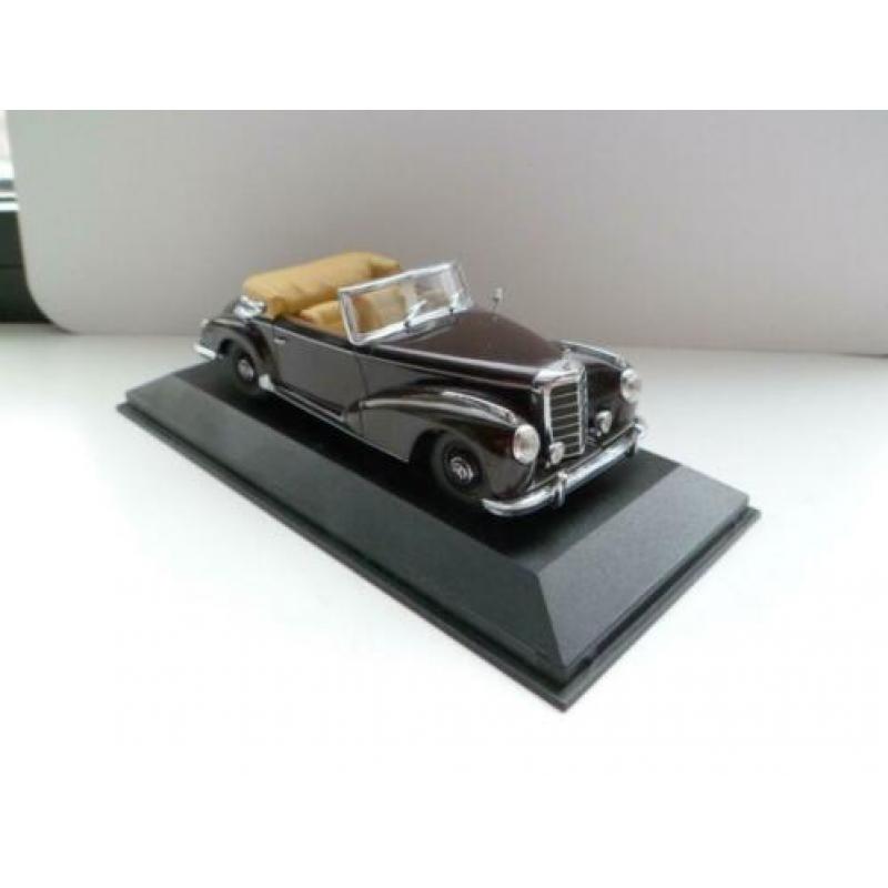 minichamps mercedes 300s cabriolet.
