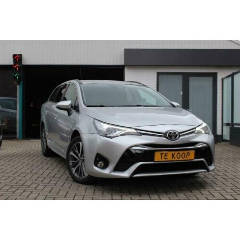 Toyota Avensis Touring Sports 1.8 VVT-i Executive Business A