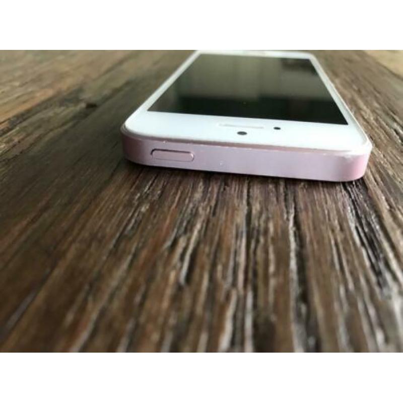 iPhone SE 128 gb rose