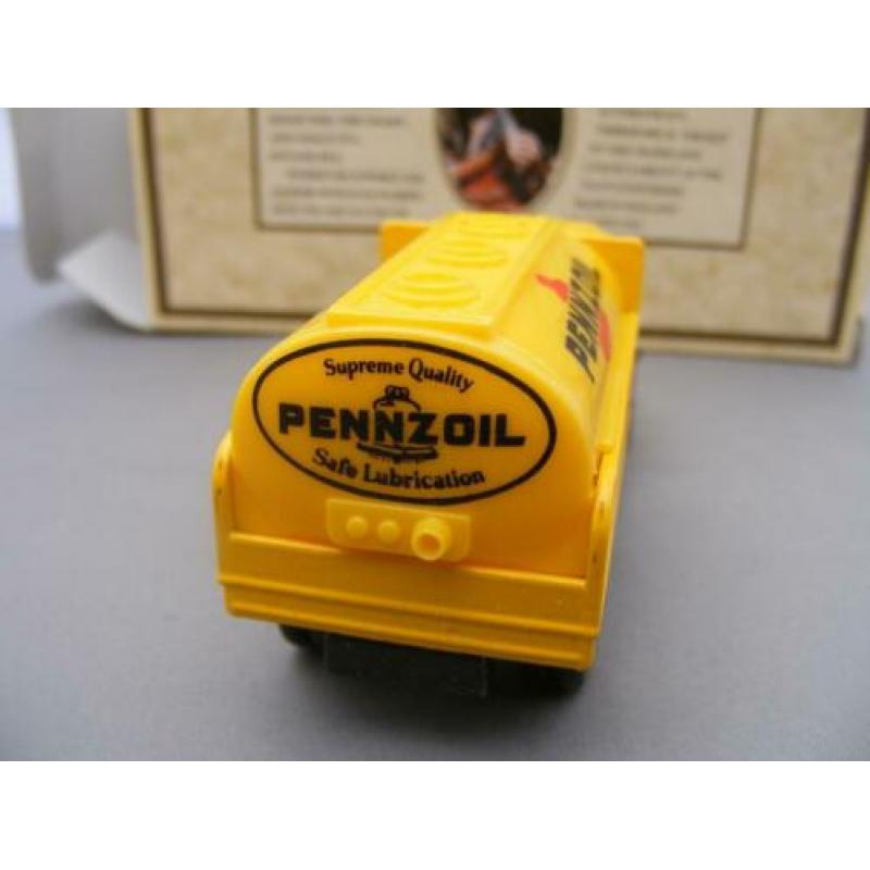 1934 Mack tanker, Lledo days gone DG27 42007,Penzoil