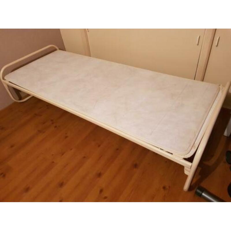 Buizen ledikant met prima polyether matras sg 45