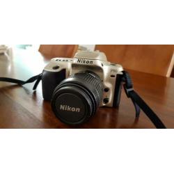 Nikon F50D Spiegelreflex analoge camera