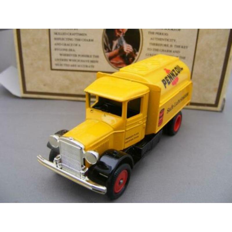 1934 Mack tanker, Lledo days gone DG27 42007,Penzoil