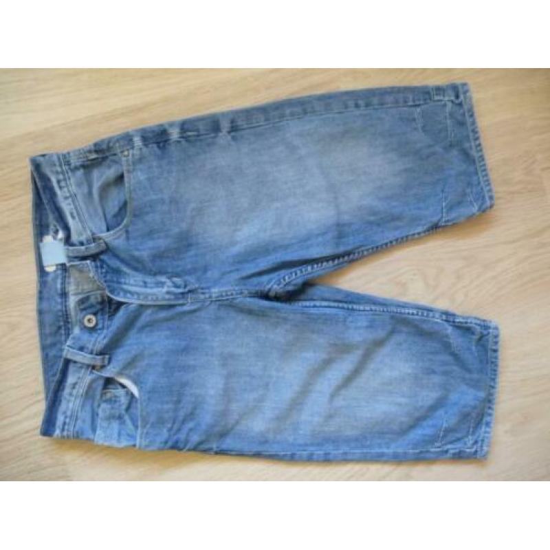 SALE !! H & M maat 158, denim short/broek.