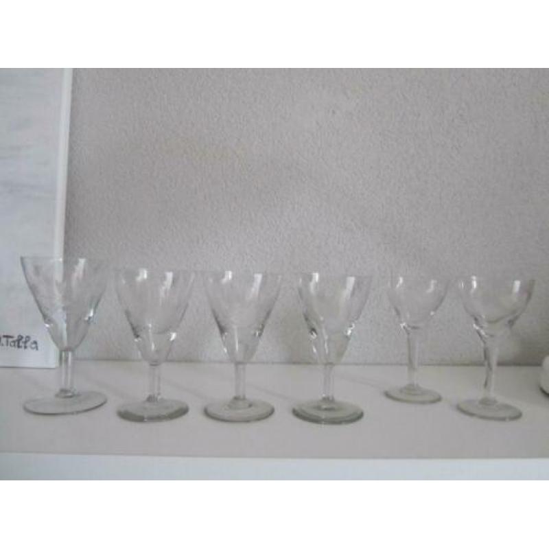 Mooie oude borrelglaasjes van geslepen glas