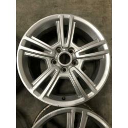 4 LM originele Ford Mustang Velgen