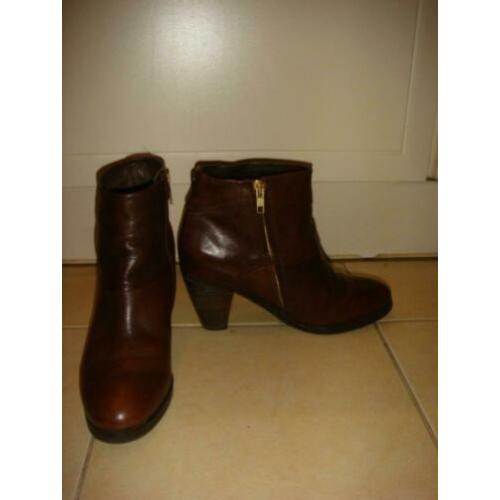 Maruti bruine cognac leren enkellaarzen hak 8 cm maat 40