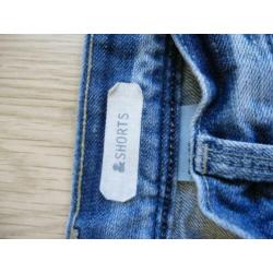 SALE !! H & M maat 158, denim short/broek.