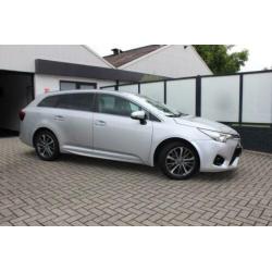 Toyota Avensis Touring Sports 1.8 VVT-i Executive Business A