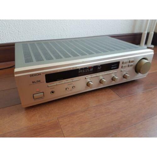 Denon DRA-455 stereo receiver.