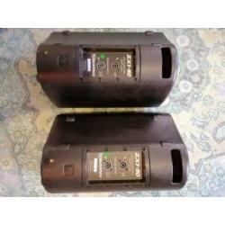 2x Electro-Voice EV ZX1-90 speaker