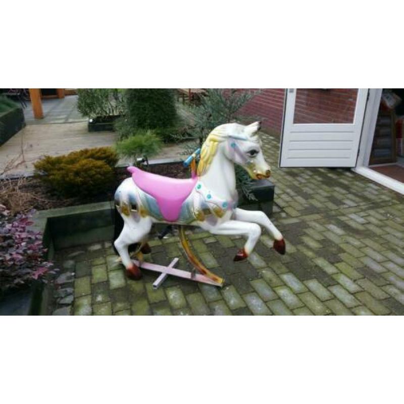 Kermis paard.