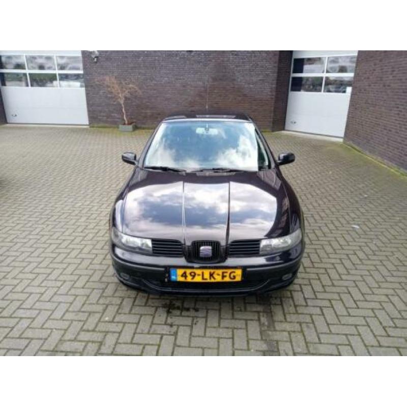 Seat LEON LEON; 1.6 16V/BCB 77KW