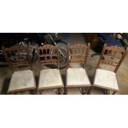 antieke stoelen