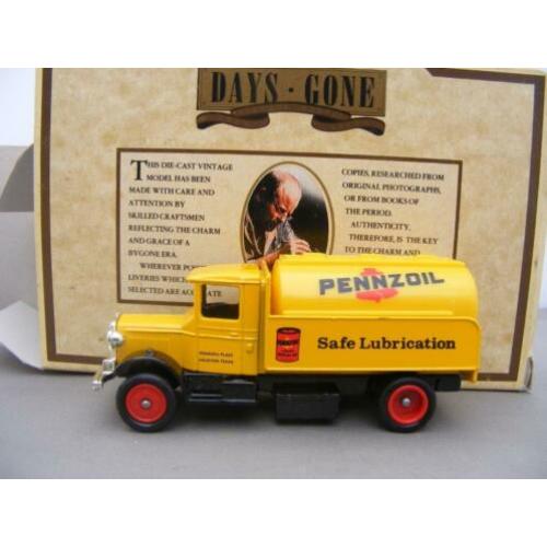 1934 Mack tanker, Lledo days gone DG27 42007,Penzoil