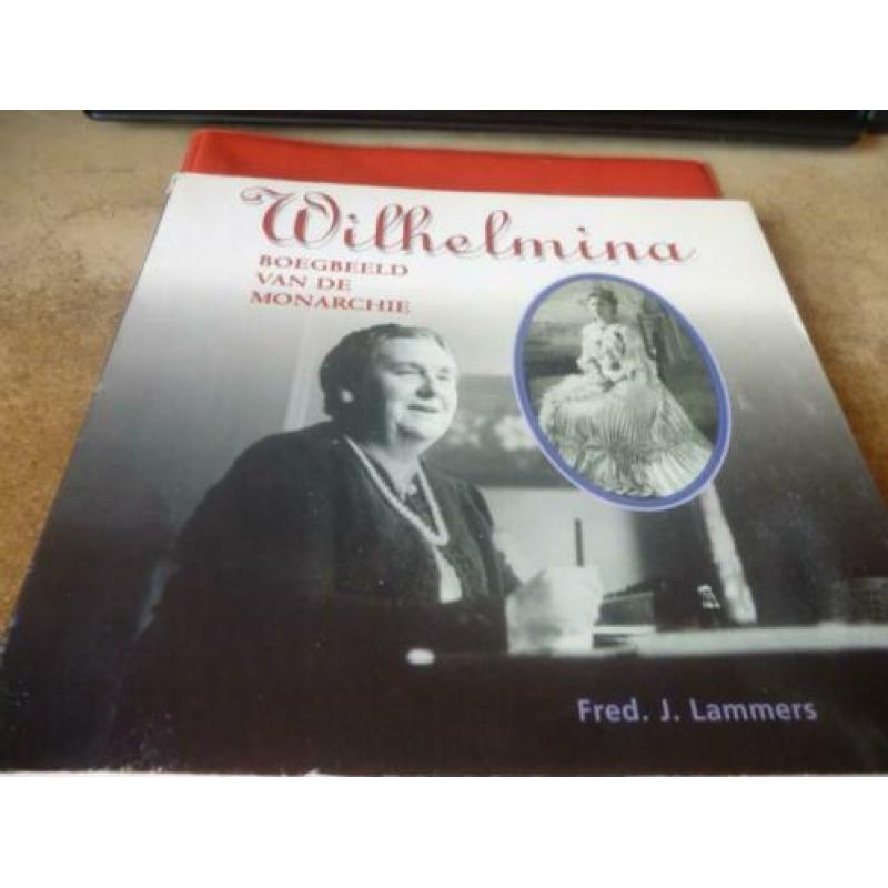 Kon. Huis, boeken en bladen, (zie foto's en tekst)