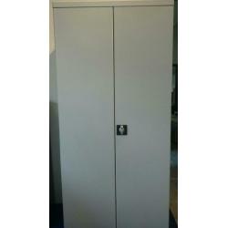 Werkplaatskasten 60 cm diep