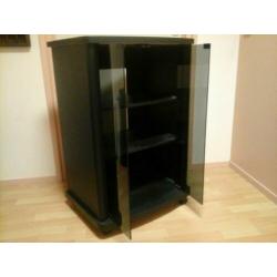 TV/RADIO MEUBEL gratis