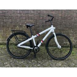 Van Moof Special Edition Tommy Hilfiger Damesfiets 28”