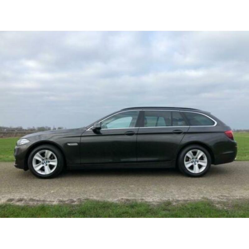 BMW 5-serie Touring 518d High Ex Facelift Leder Navi Xenon T
