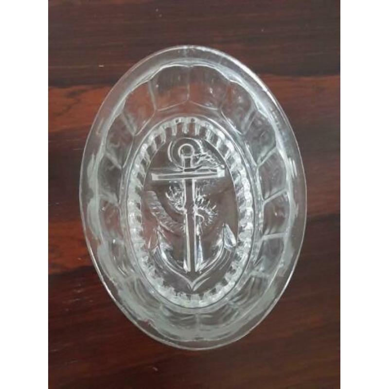 kleine antieke puddingvorm - persglas - anker