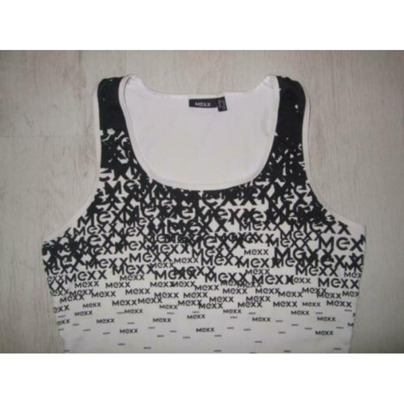 wit-zwart stretch sportshirt van Mexx mt M