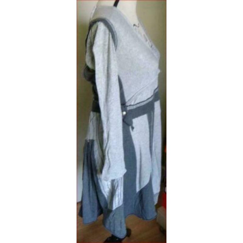Zeer mooie grijze DESIGUAL jersey jurk maat M