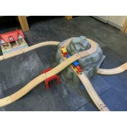 Houten treinbaan te koop!