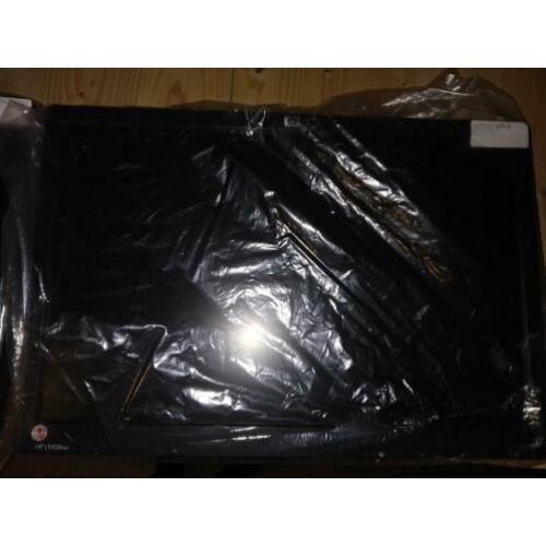 Rest partij monitoren 19 en 24 inch