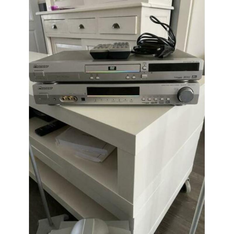 Pioneer dolby surround set