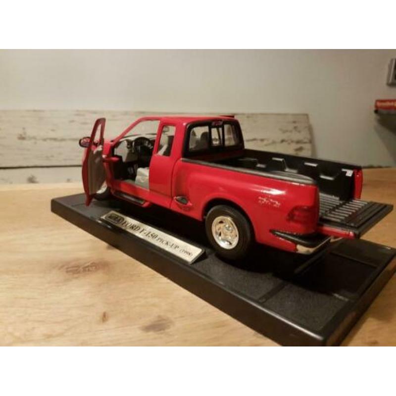 Ford F-150 pick-up (1998)