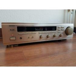 Denon DRA-455 stereo receiver.