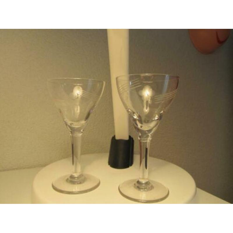 Mooie oude borrelglaasjes van geslepen glas