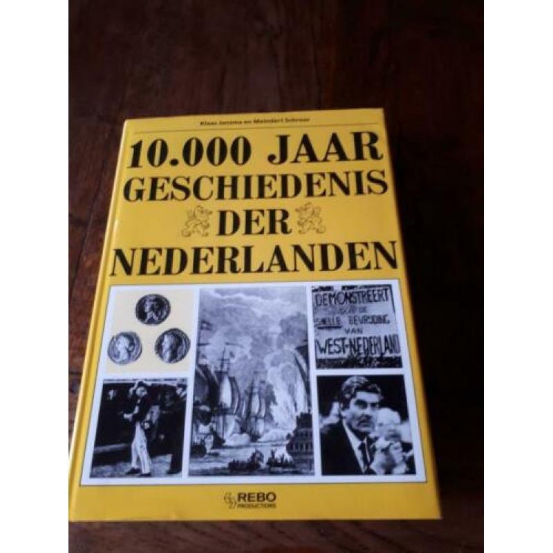 Boek 10.000 jaar geschiedenis der Nederlanden. 287 bladzijde