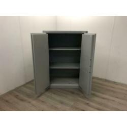 Brandwerende kast van Overtoom 135 cm hoog