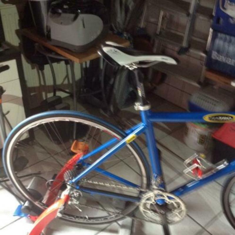 Alles in prima staat:tacxtrainer met stuurcomputer.