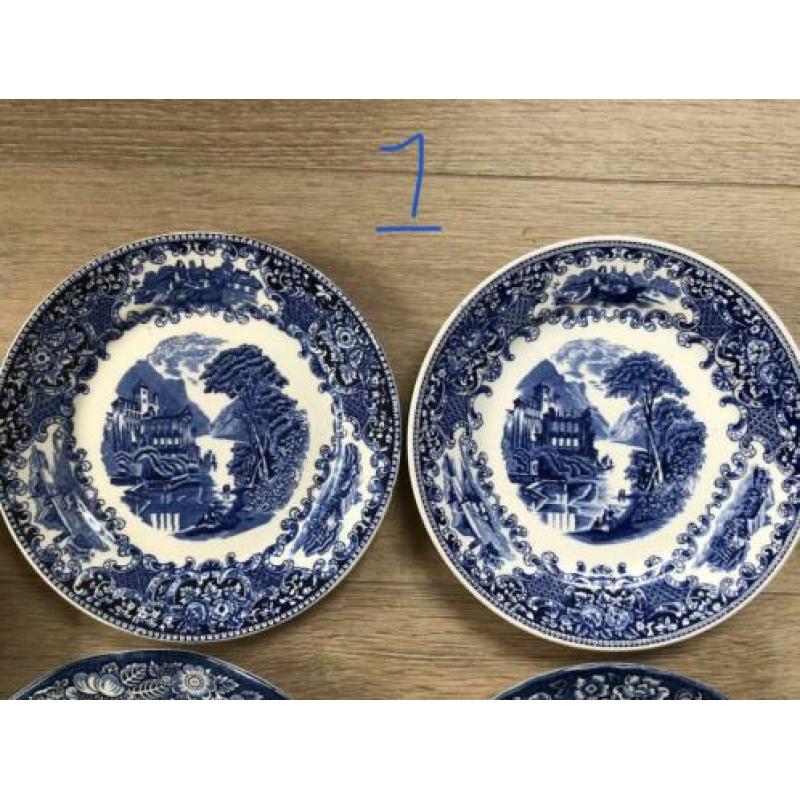 Blauw-wit borden Engels Royal Tudor Ware, Ironstone, Liberty
