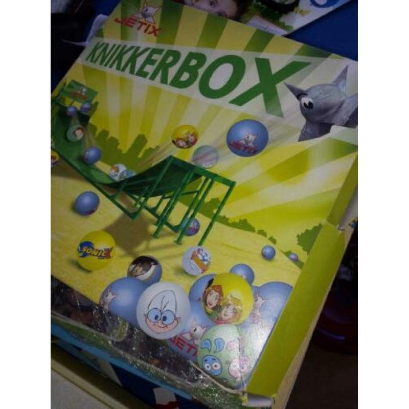 Partijtje supermarktverzamelingen starwars, minions, angrybi