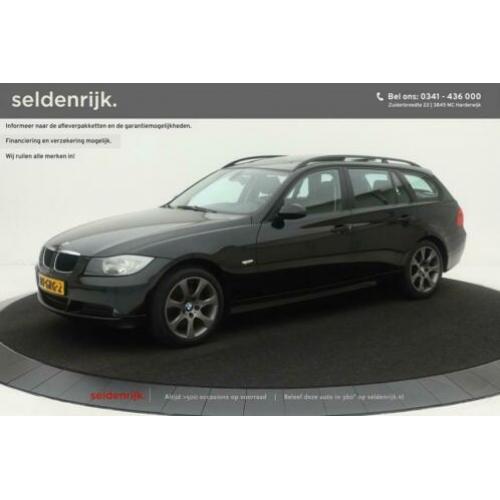 BMW 3 Serie Touring 320i Business Line *Lees advertentie* |