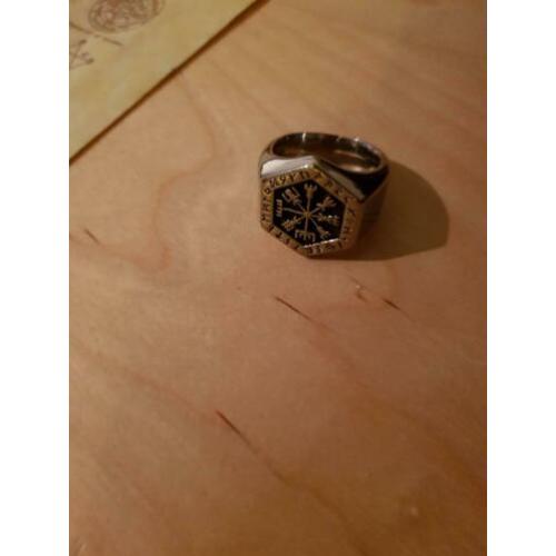 Vegvisir of Viking Compass ring maat 22