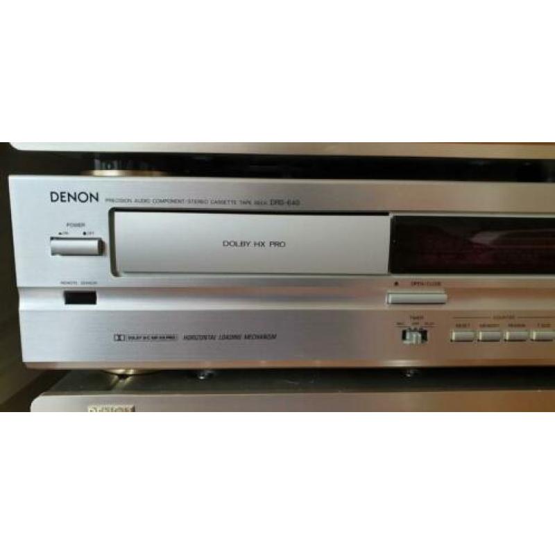 In zeer goede staat verkerende Denon DRS-640 cassettedeck.