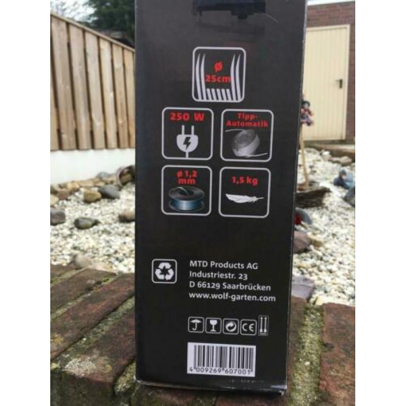 Elektrische kanten timmer Wolf Garden,nieuw in doos!!!