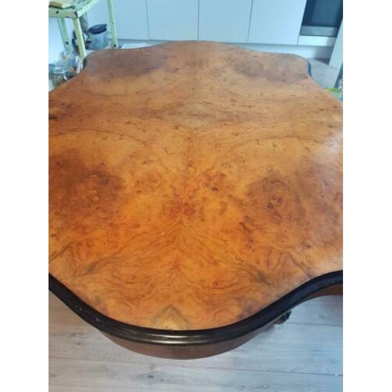 hout mahonie?